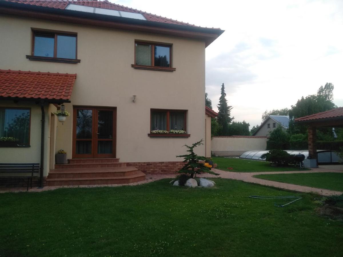 Domo Apartment Středokluky 외부 사진